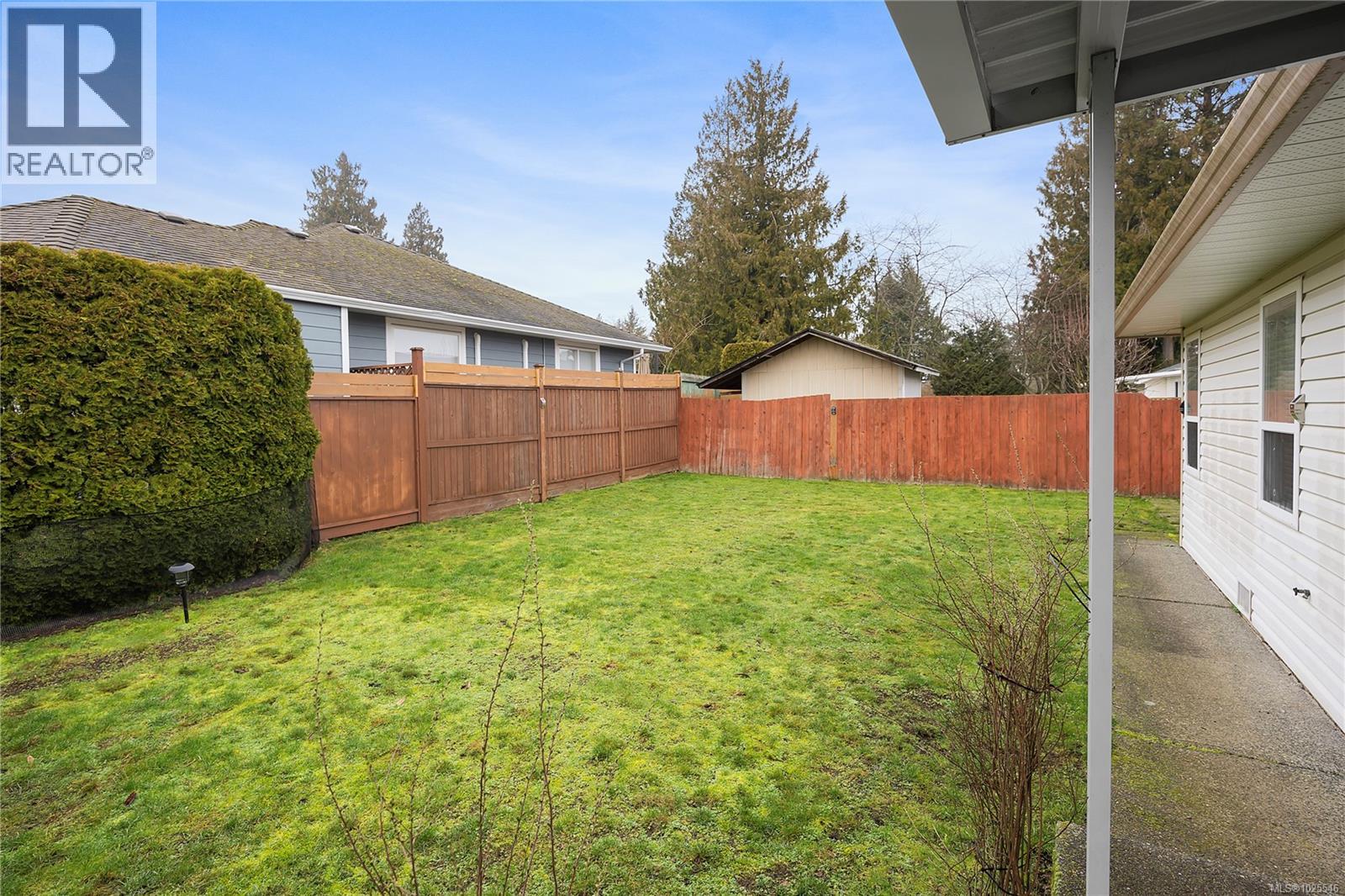 107 Acacia St S, Parksville