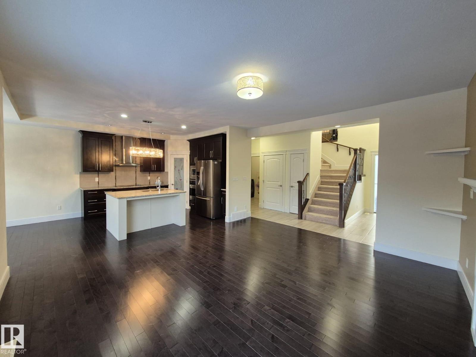 1737 52A ST SW, Edmonton