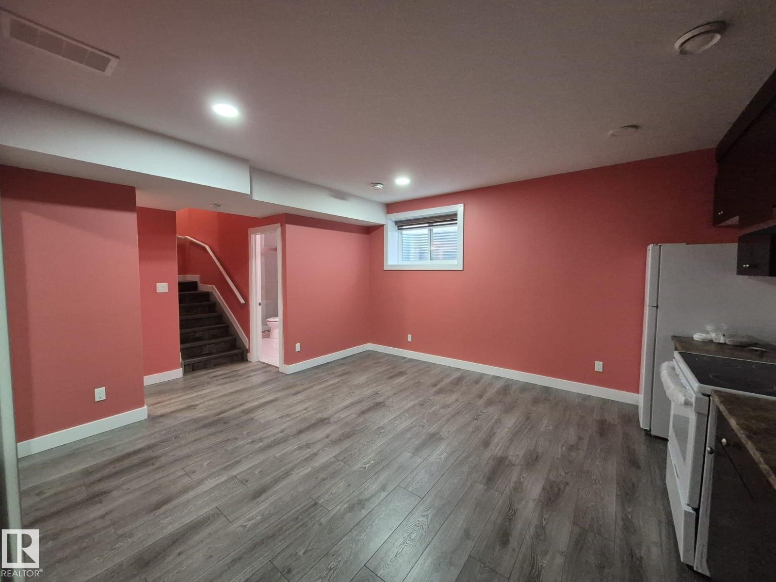 1737 52A ST SW, Edmonton