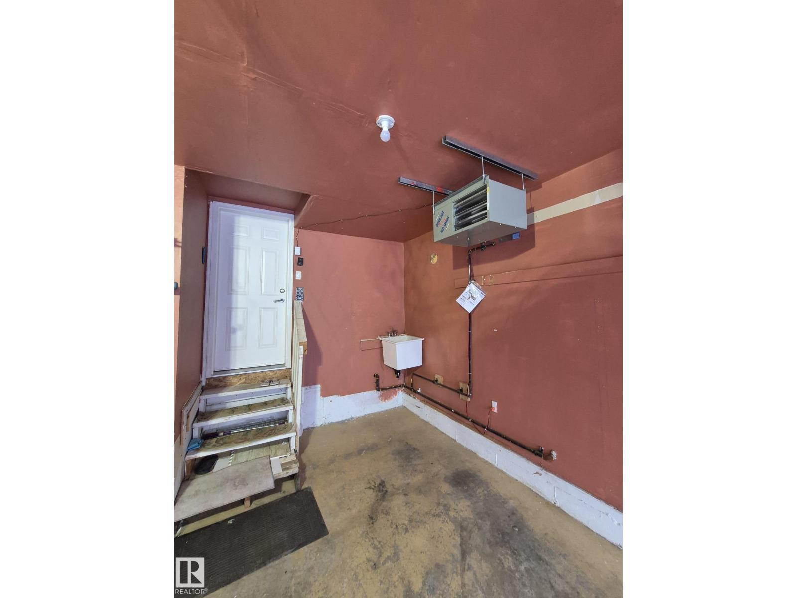 1737 52A ST SW, Edmonton