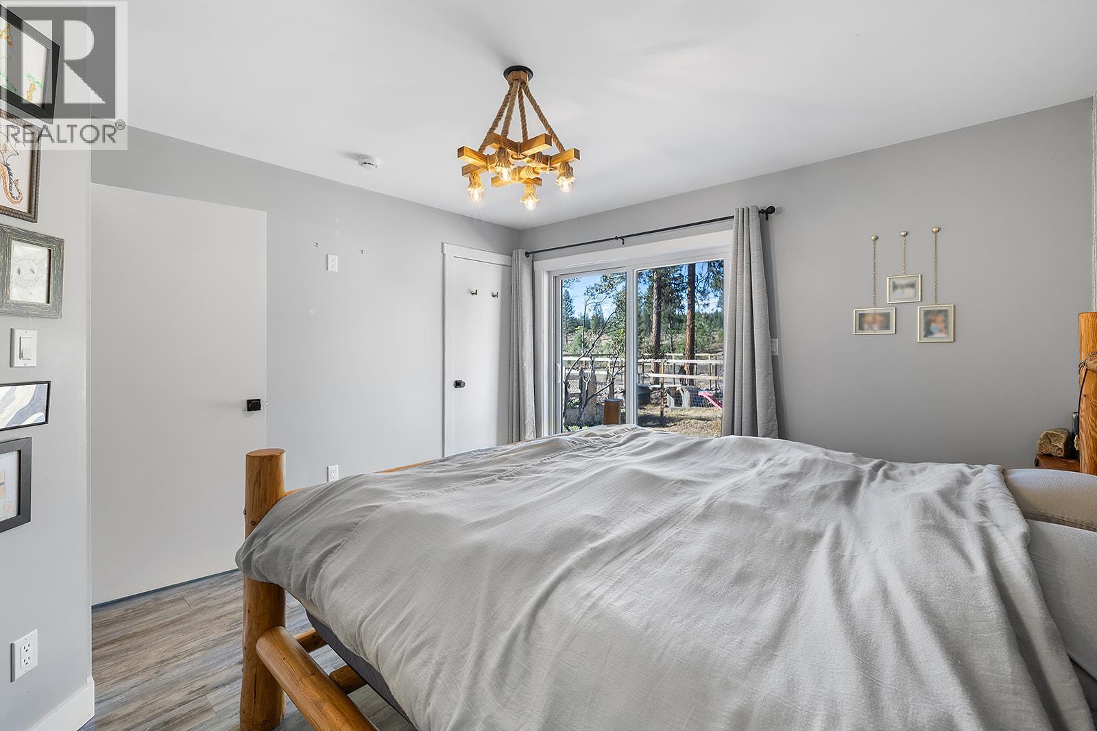 7502 Highway 95A, Kimberley