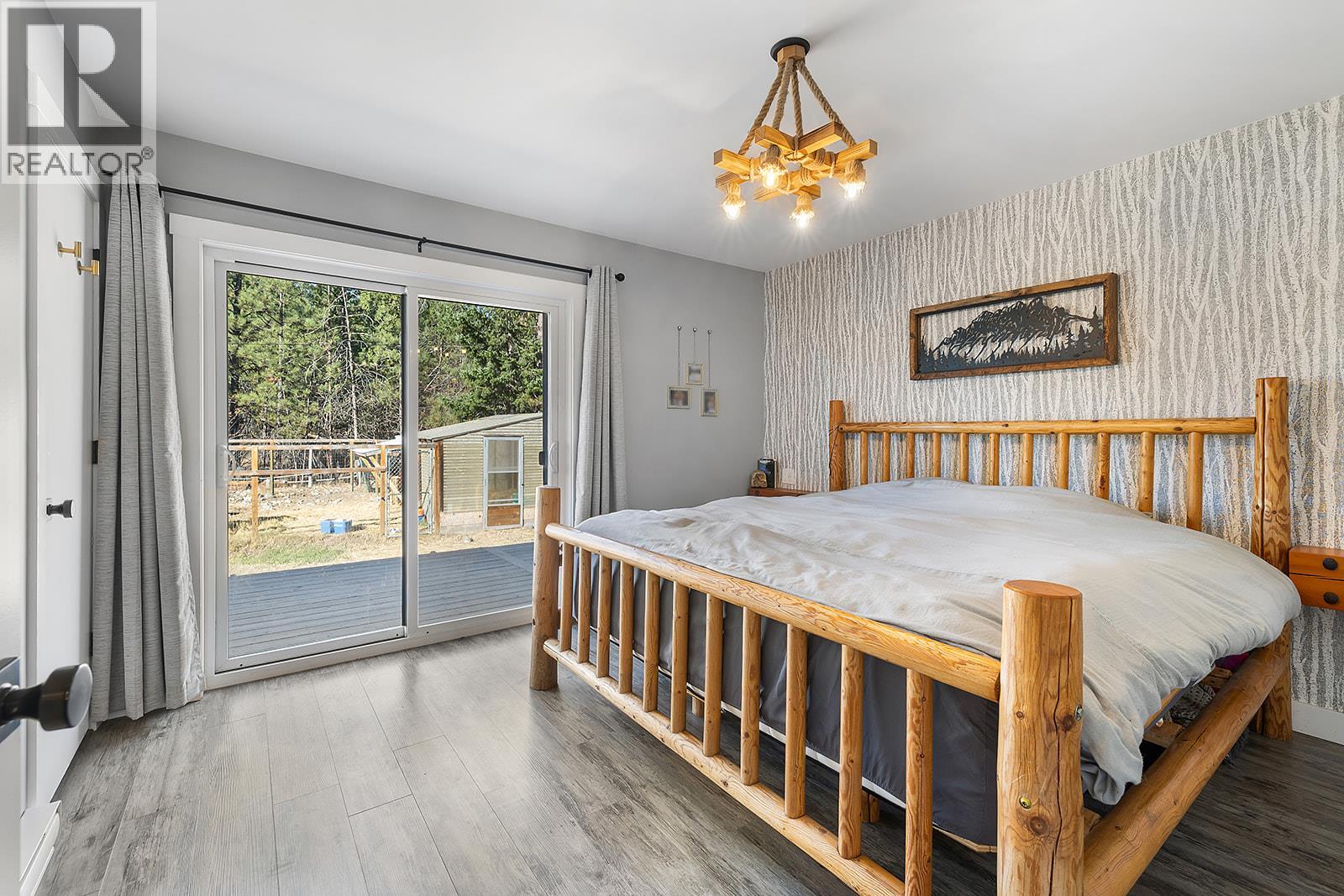 7502 Highway 95A, Kimberley