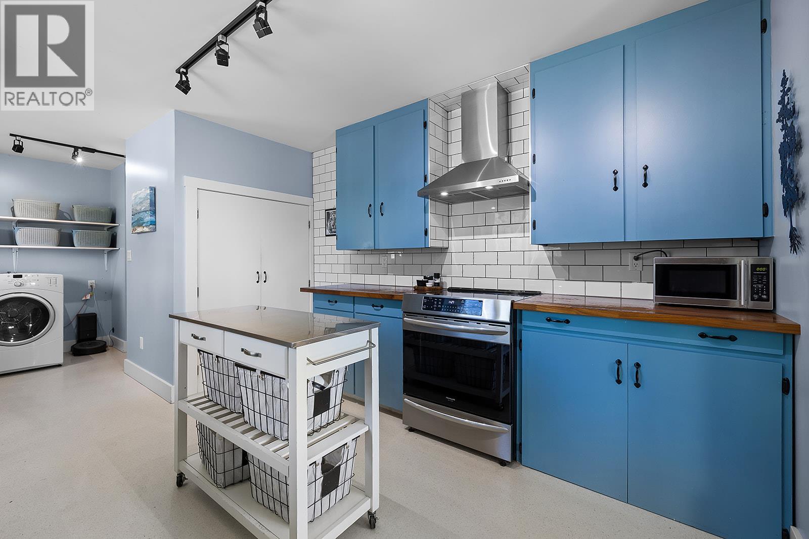 7502 Highway 95A, Kimberley