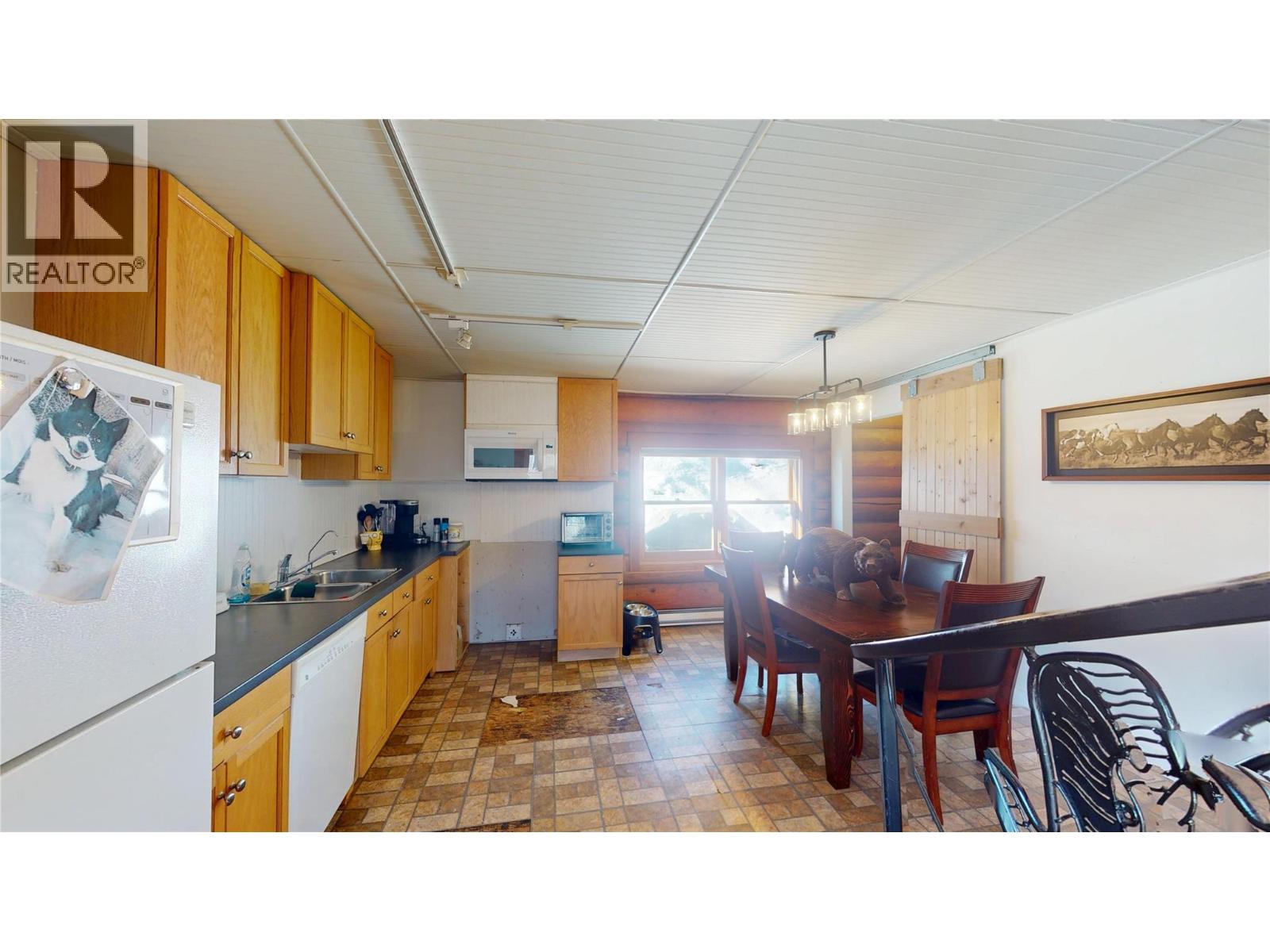 2131 Highway 3 Highway, Fernie