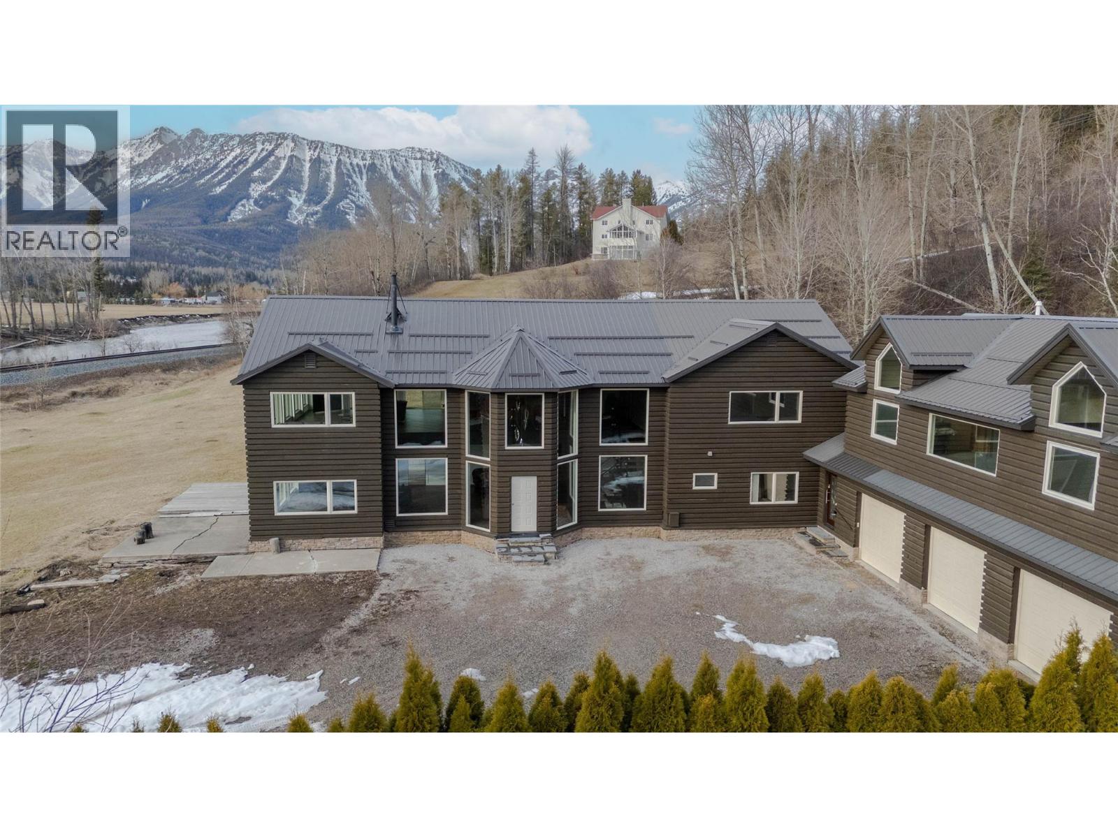 3982 McGiverin Road, Fernie