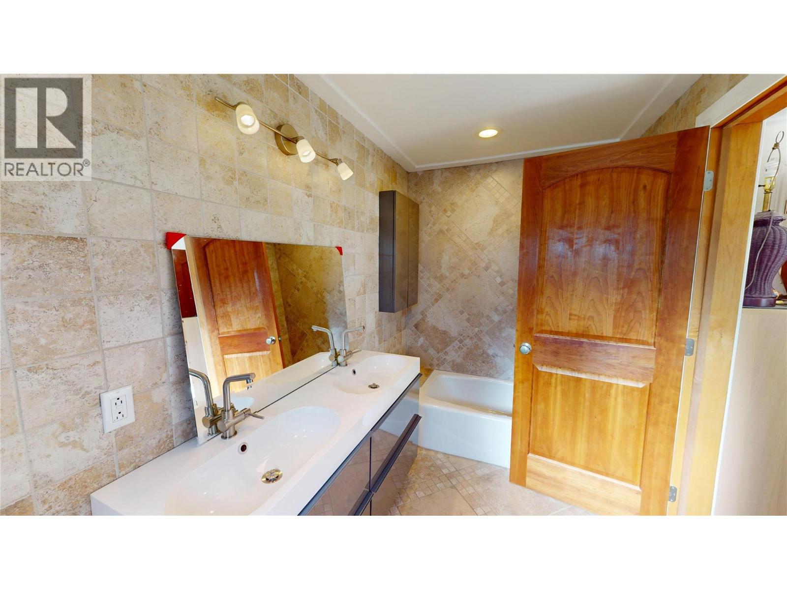 3982 McGiverin Road, Fernie