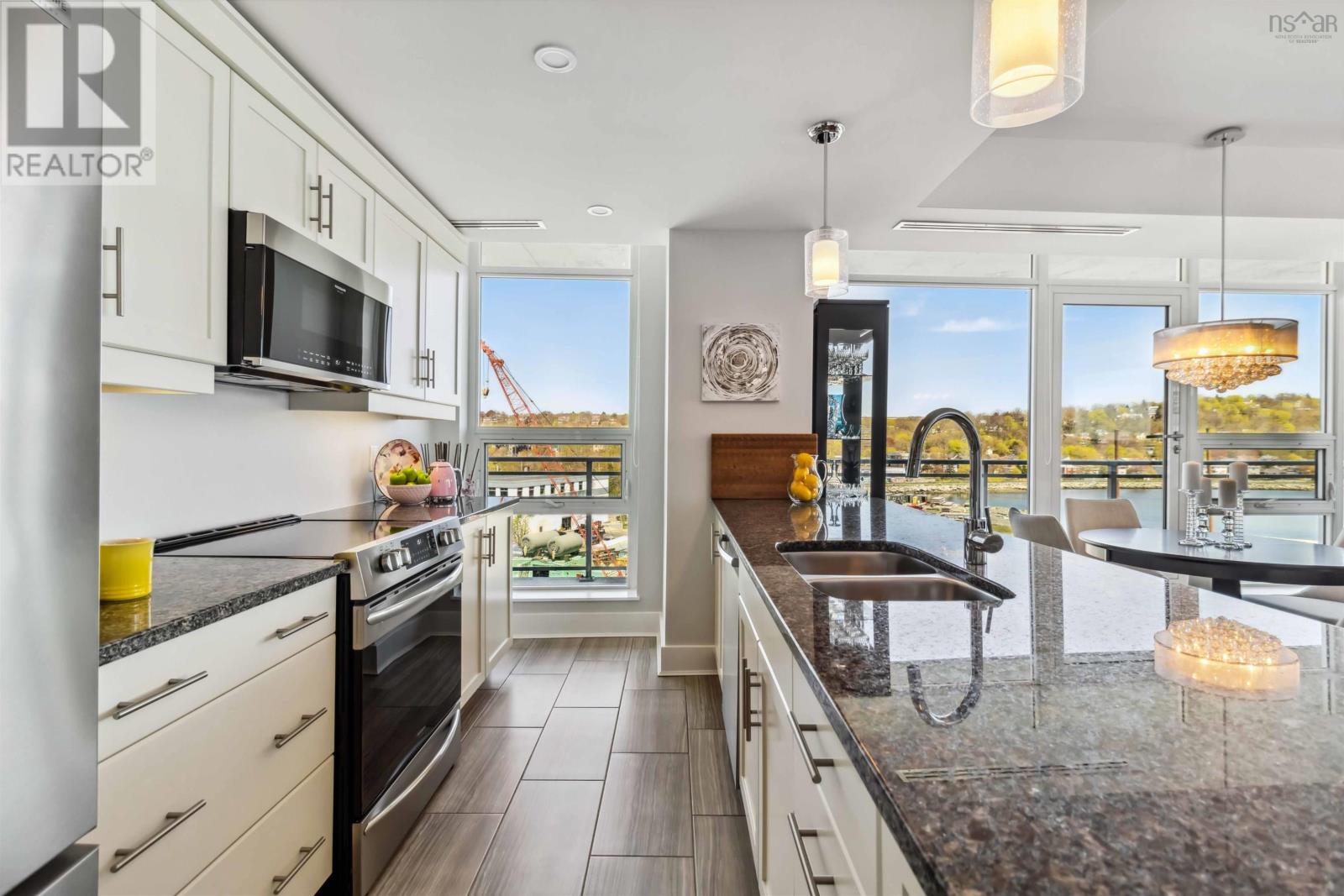 Property 3 of 52 of 502 31 Kings Wharf Place