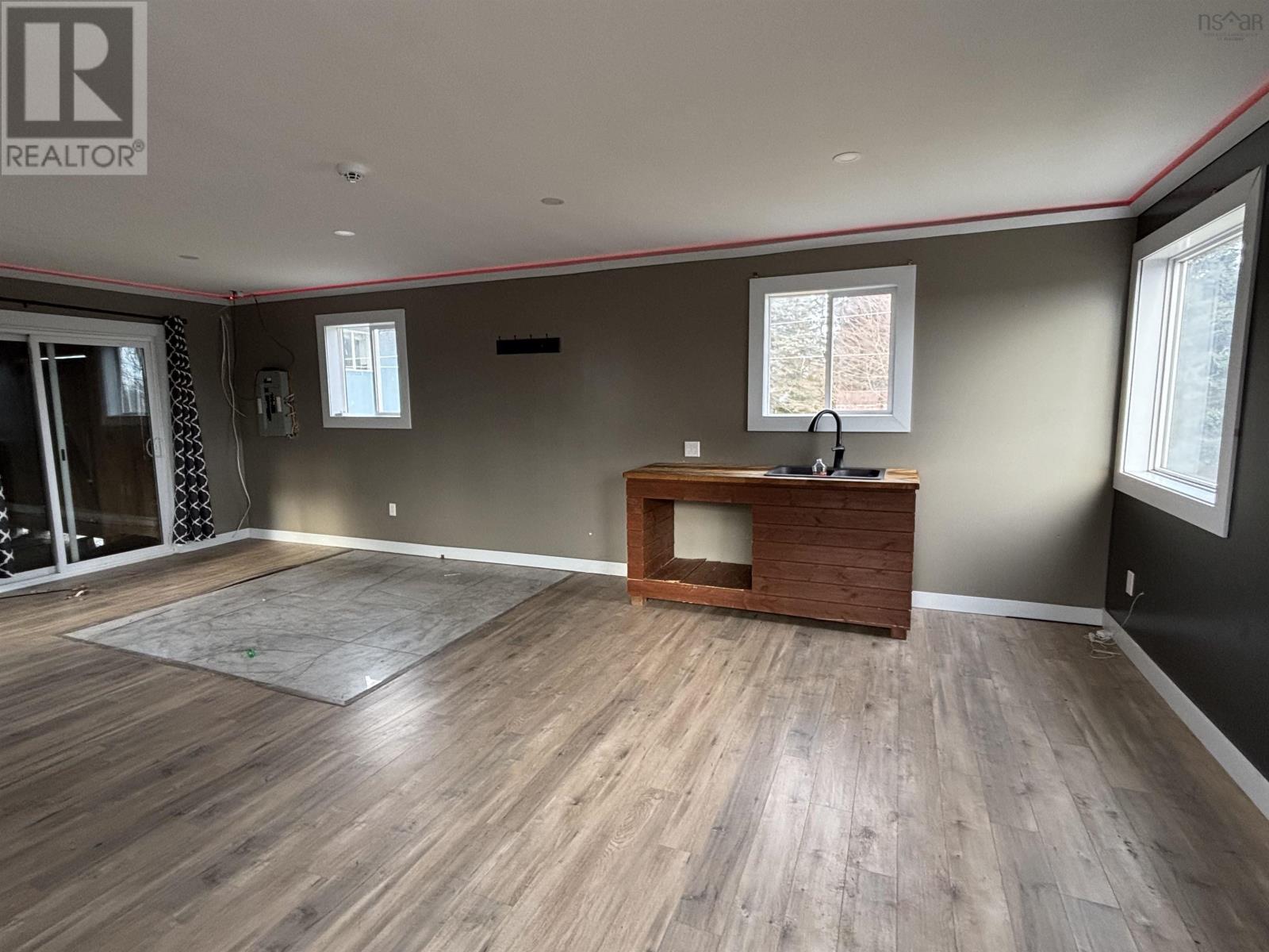 Property 41 of 44 of 18 Princeton Court