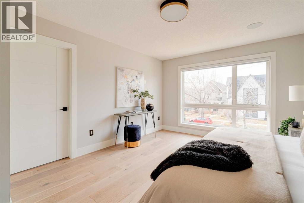 Single Family House for Sale in   Street NW Hillhurst Calgary 