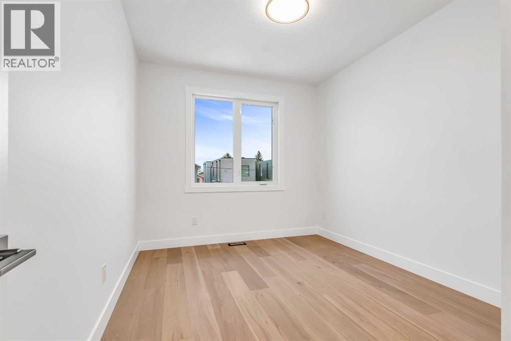 Single Family House for Sale in   Avenue NW Mount Pleasant Calgary 