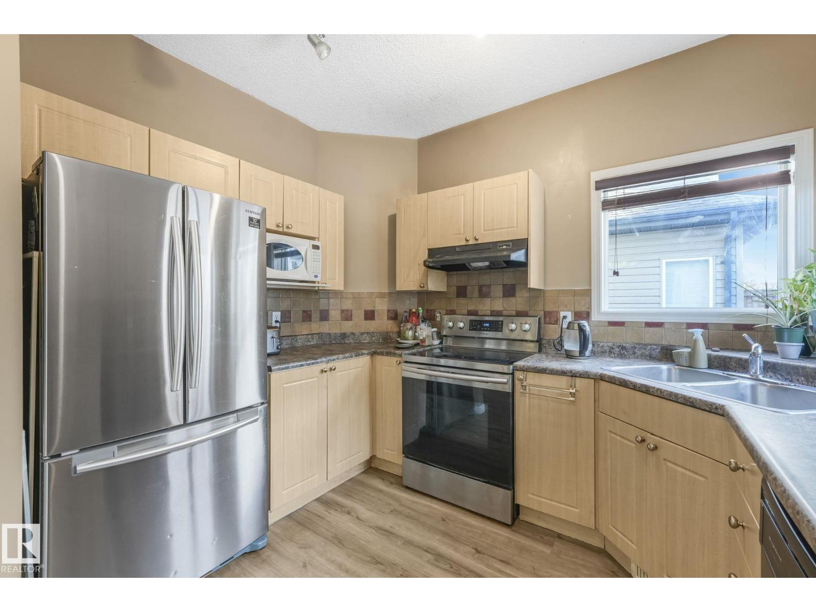 3993 MCMULLEN GREEN GR SW SW, Edmonton