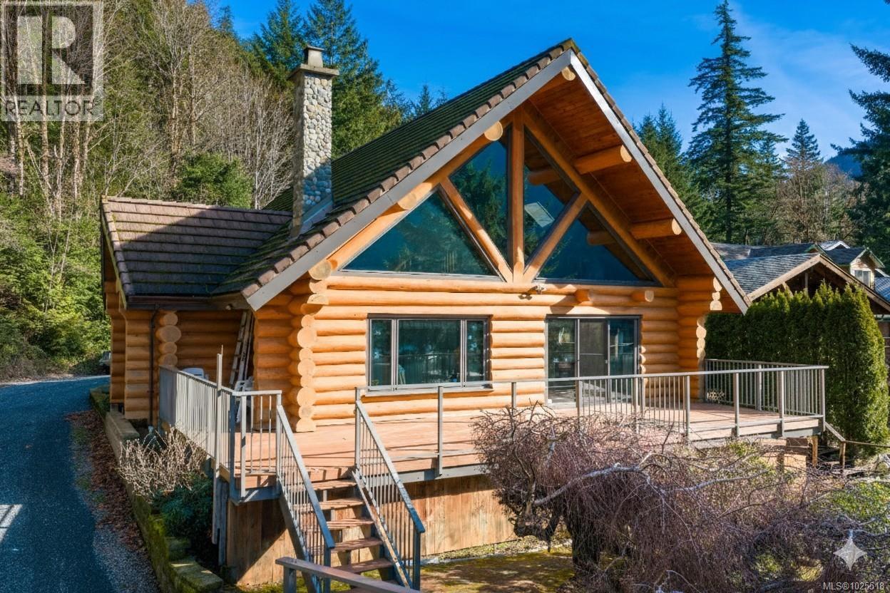 1270 Chalet Rd - 1