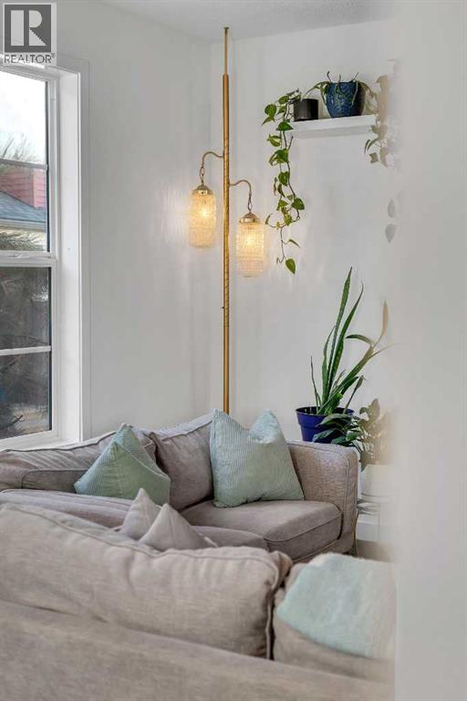 Single Family House for Sale in  Silverado Skies Common SW Silverado Calgary 