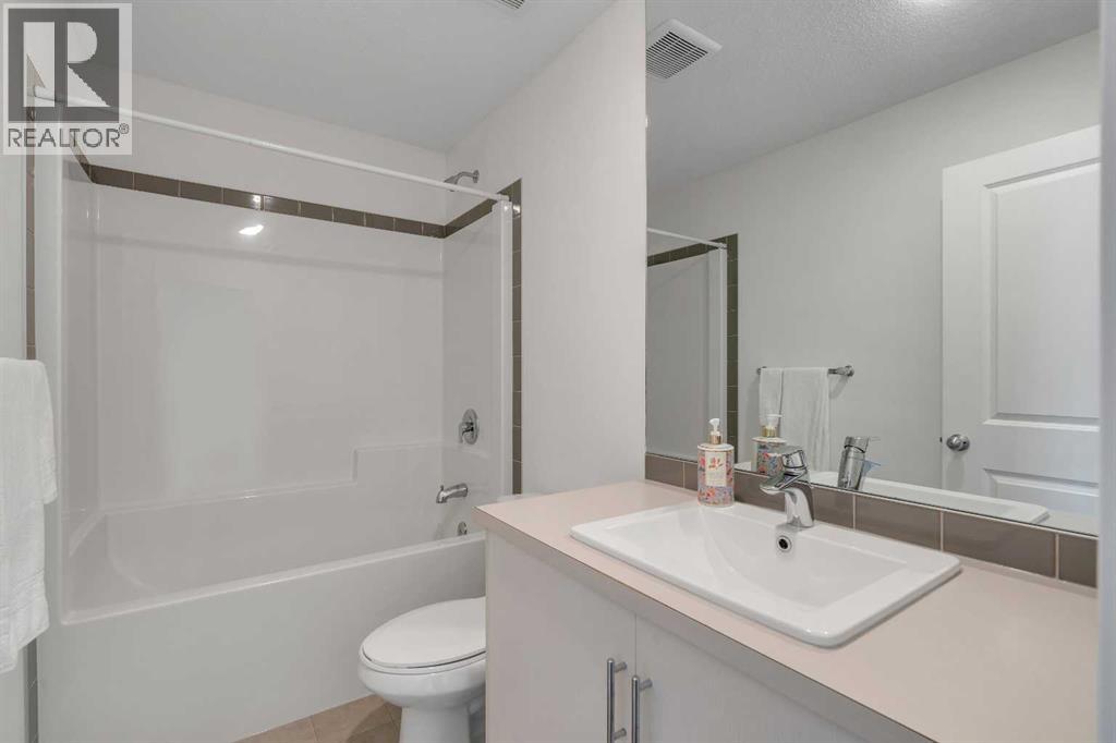 Single Family House for Sale in  Silverado Skies Common SW Silverado Calgary 