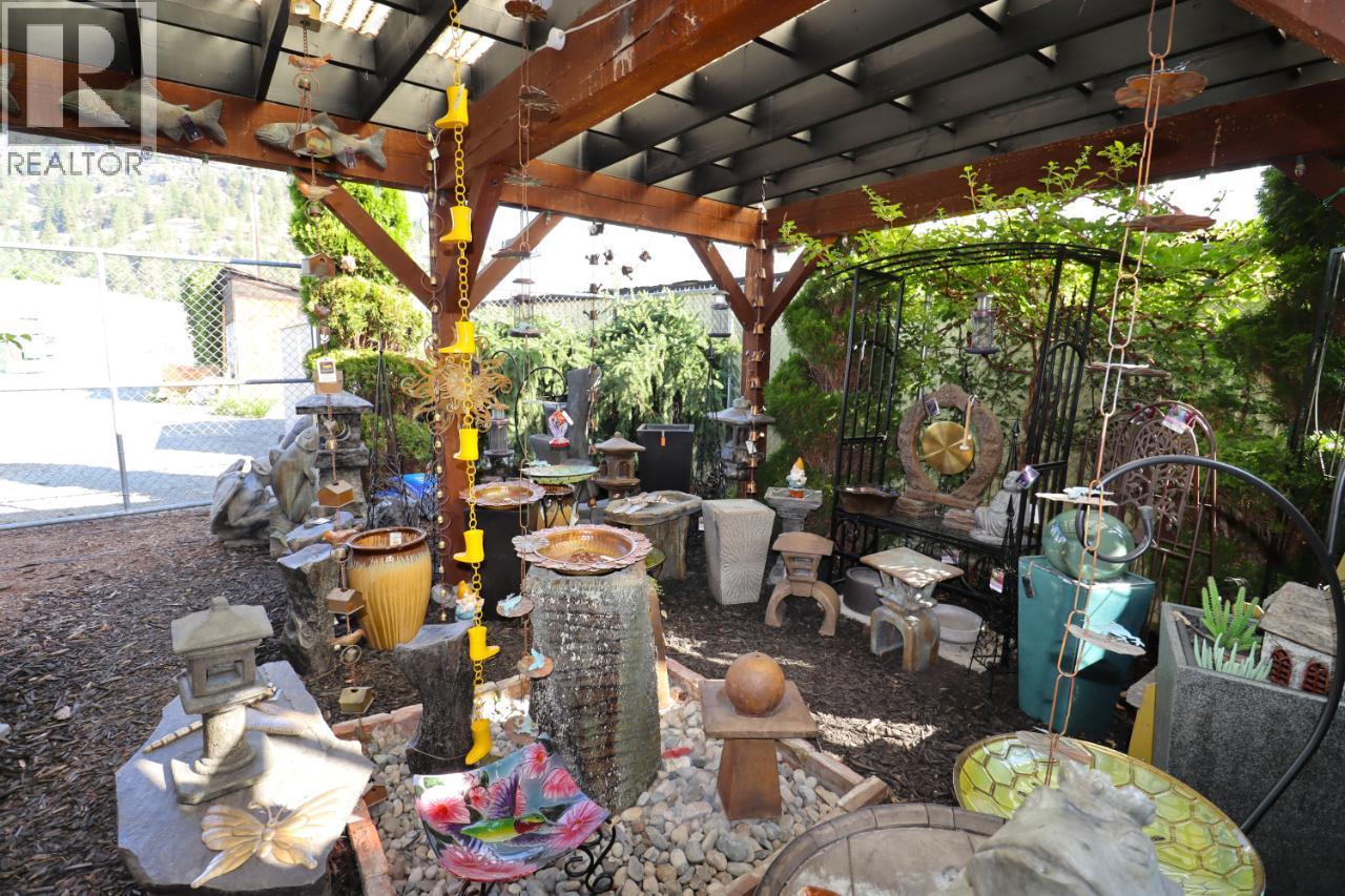 337 MARKET Avenue — photo 18