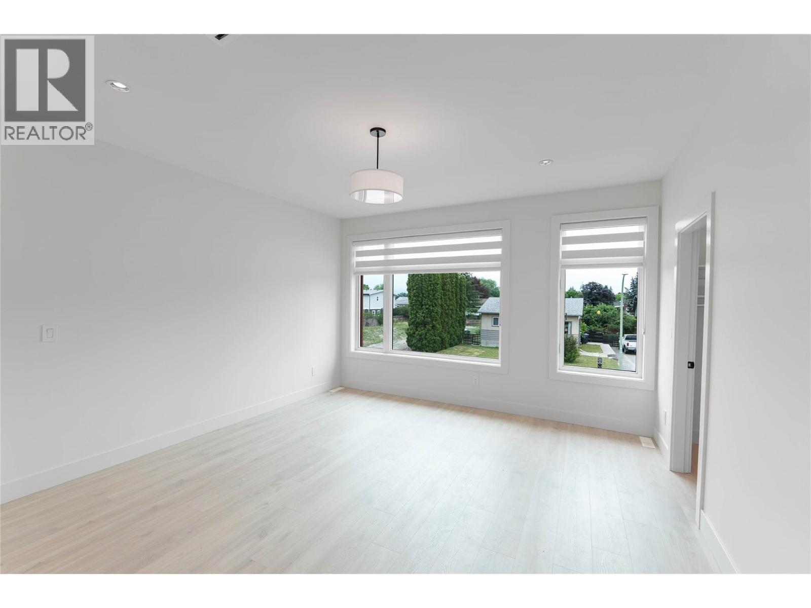 2 840 Grenfell Ave Avenue, Kelowna