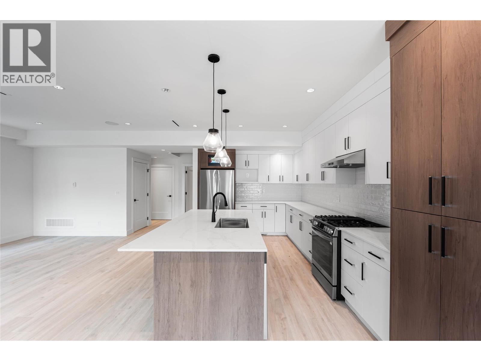 2 840 Grenfell Ave Avenue, Kelowna