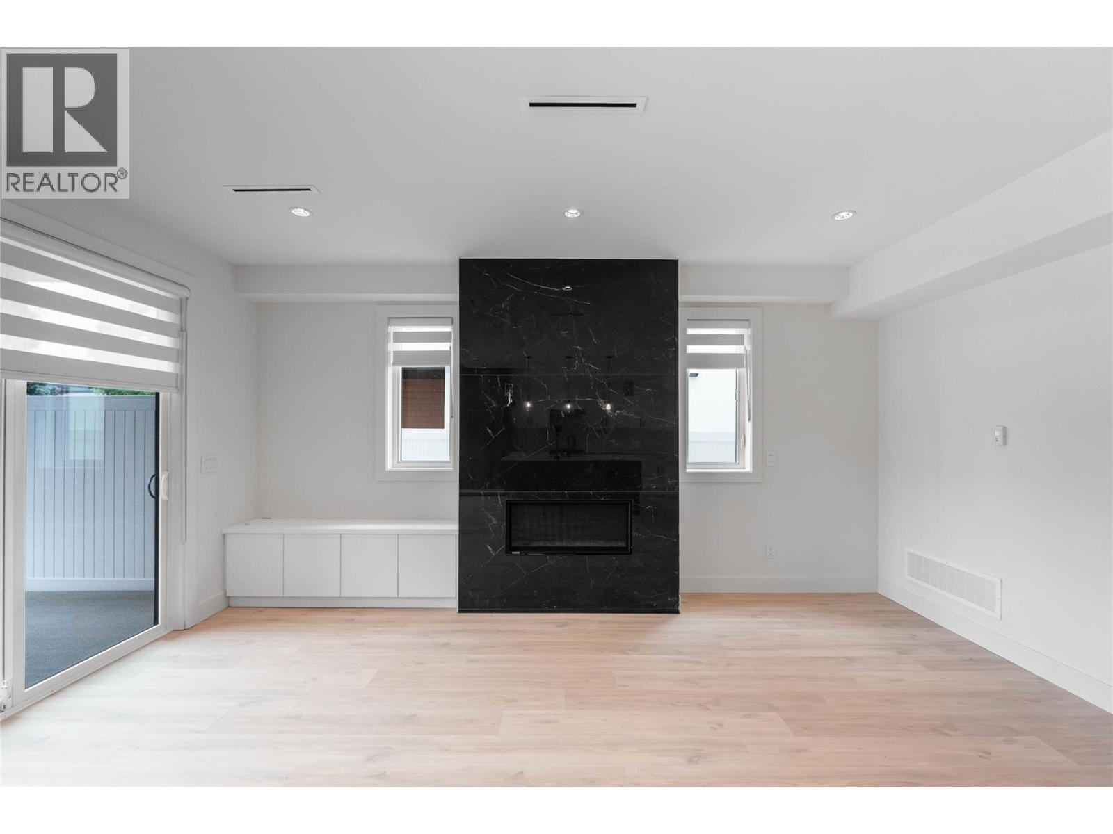 2 840 Grenfell Ave Avenue, Kelowna