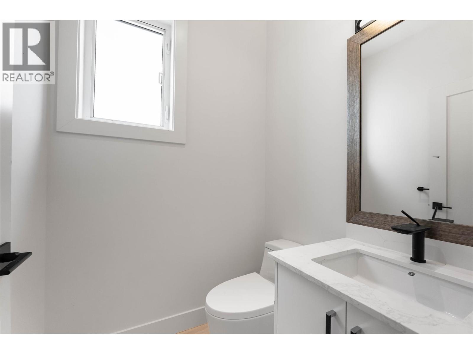 2 840 Grenfell Ave Avenue, Kelowna