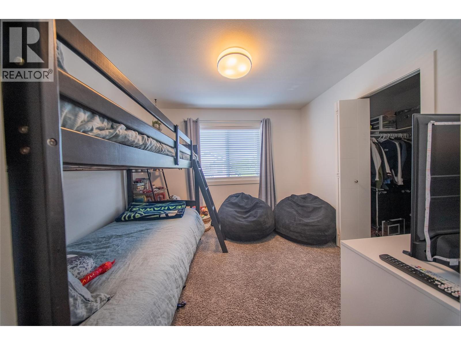  727 Cadder Avenue, Kelowna