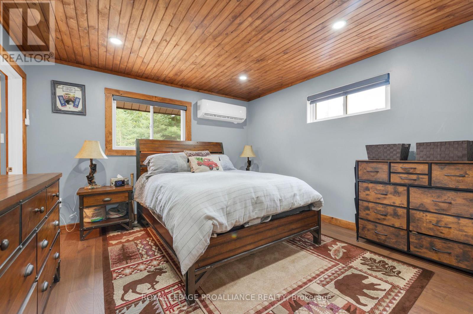 138 HOLLISTER ROAD - 17