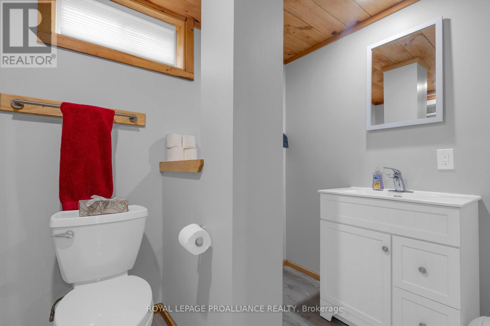 138 HOLLISTER ROAD — photo 27