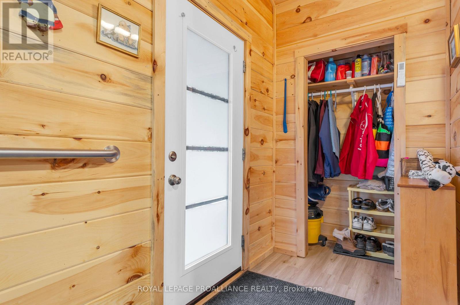 138 HOLLISTER ROAD — photo 30