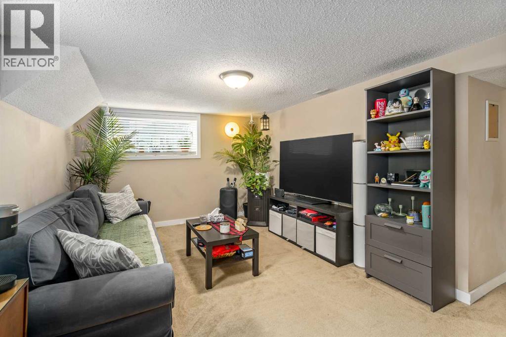 Single Family House Bungalow for Sale in  A Street NW Sunnyside Calgary 
