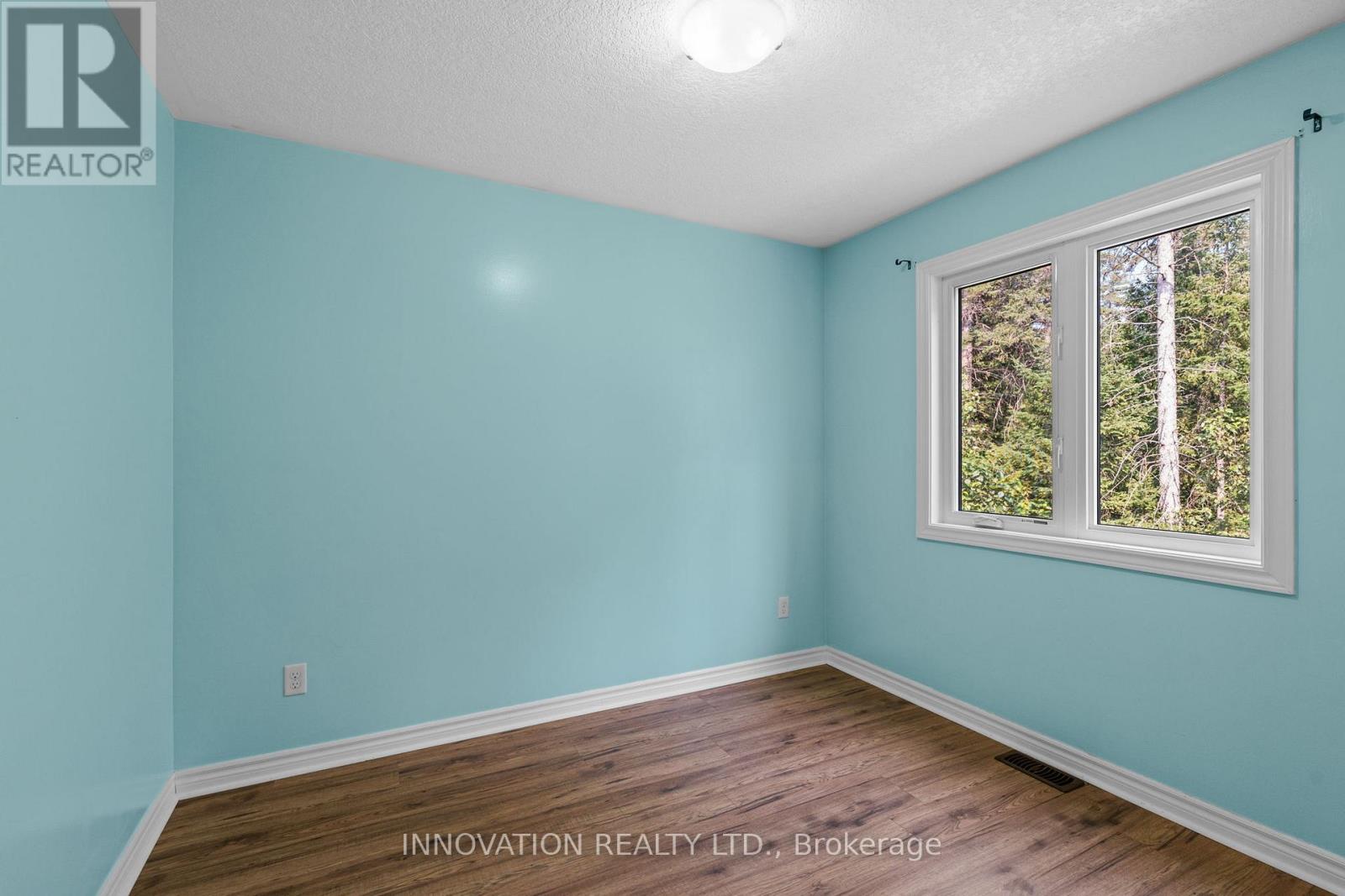 845 PINERY ROAD - 20