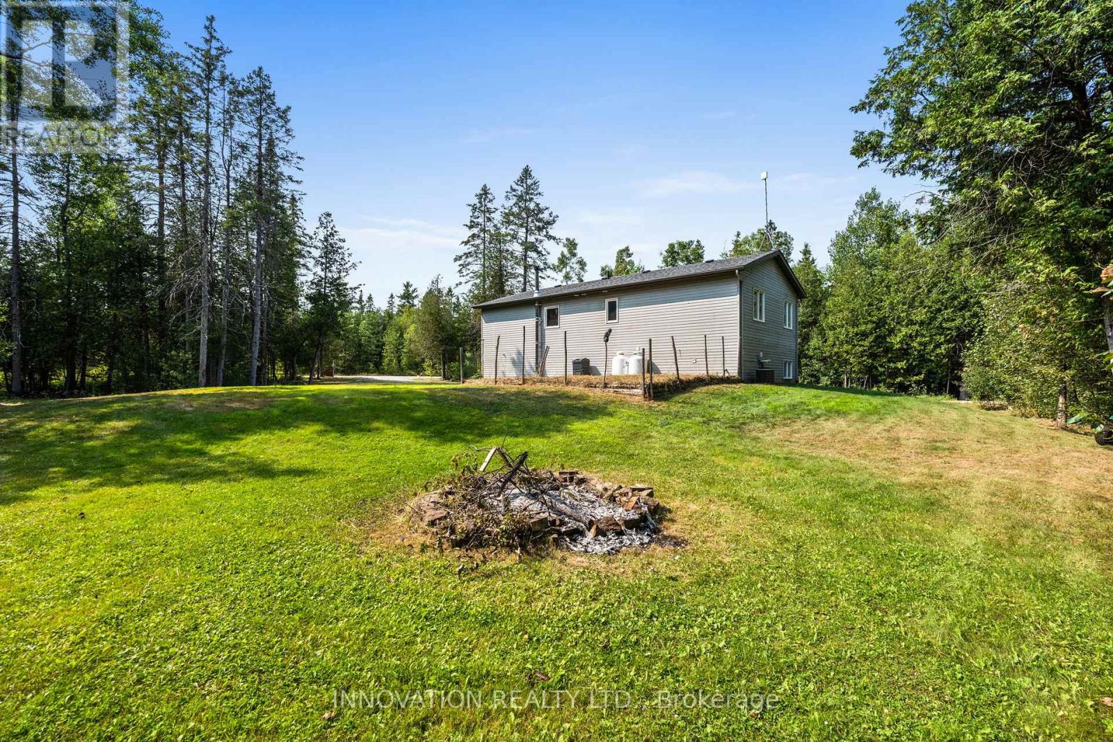 845 PINERY ROAD — photo 31