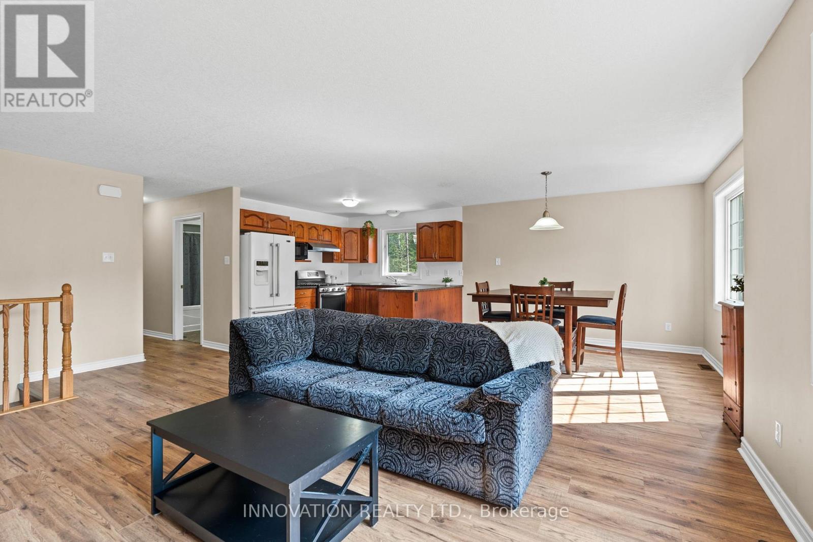 845 PINERY ROAD - 8