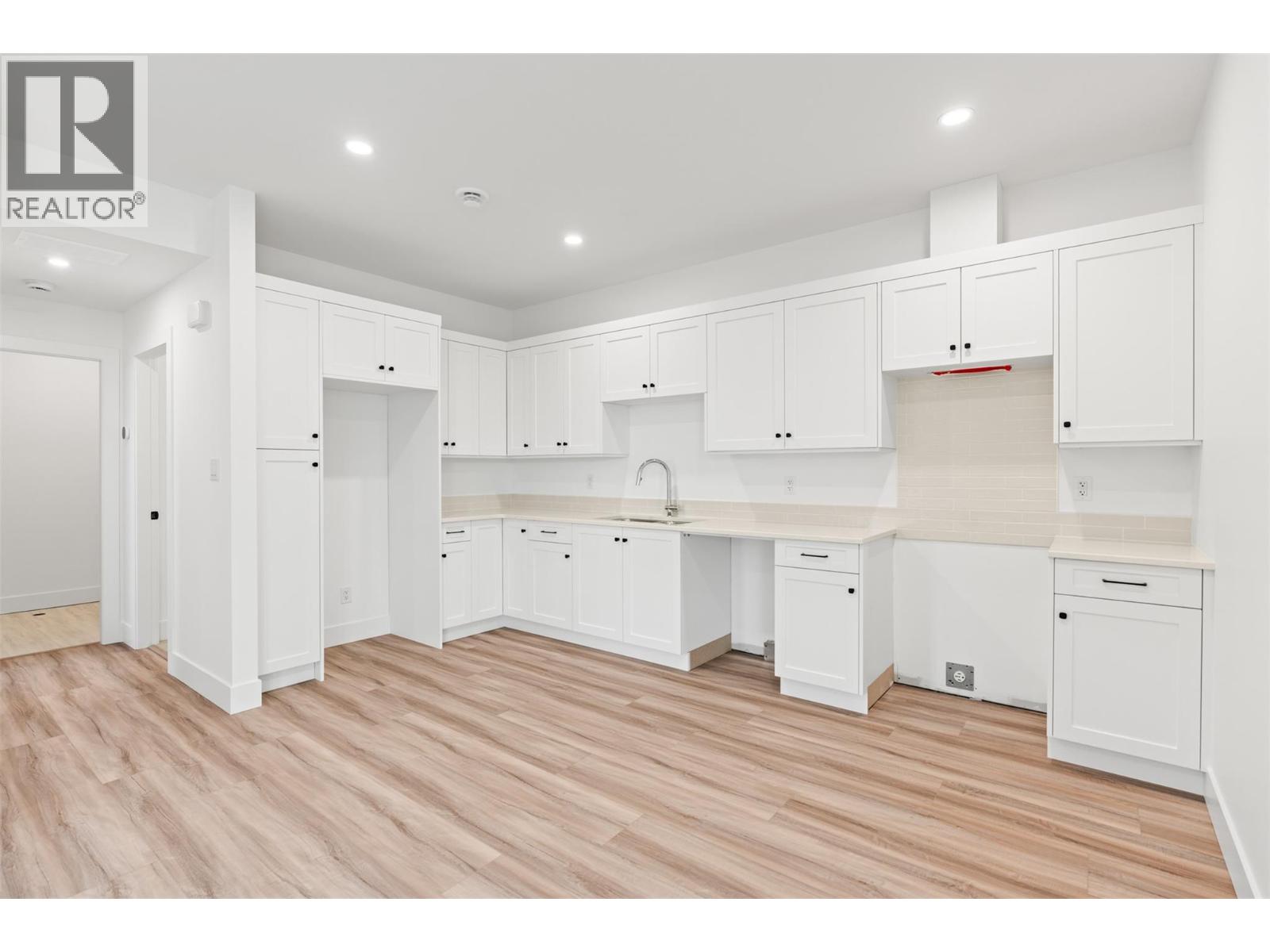  7005 Manning Place, Vernon