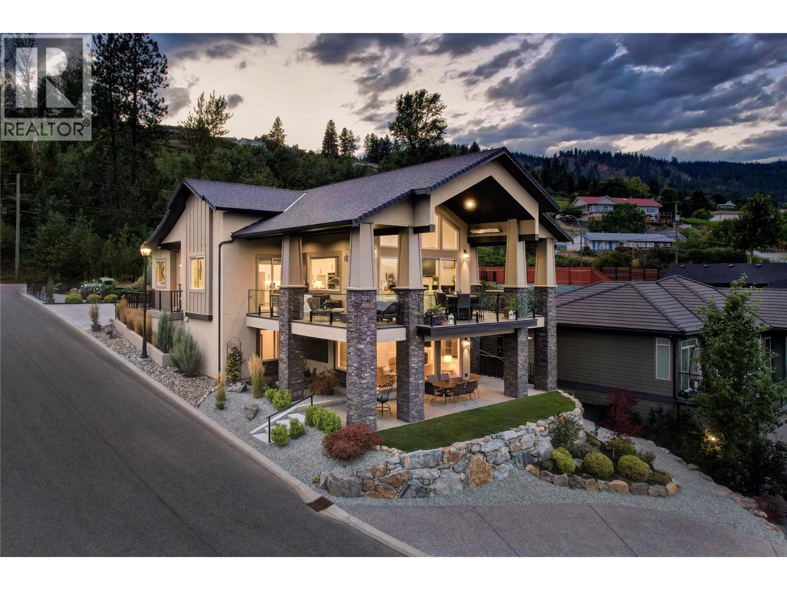 1 6267 Sundstrom Court, Peachland