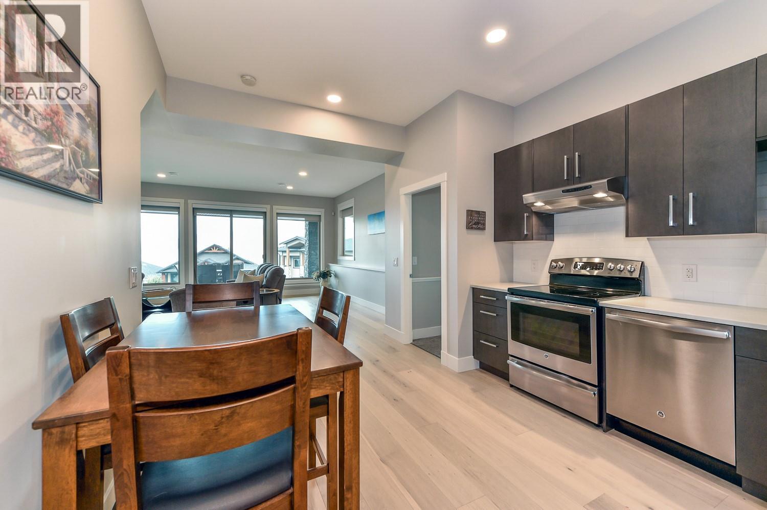 1 6267 Sundstrom Court, Peachland