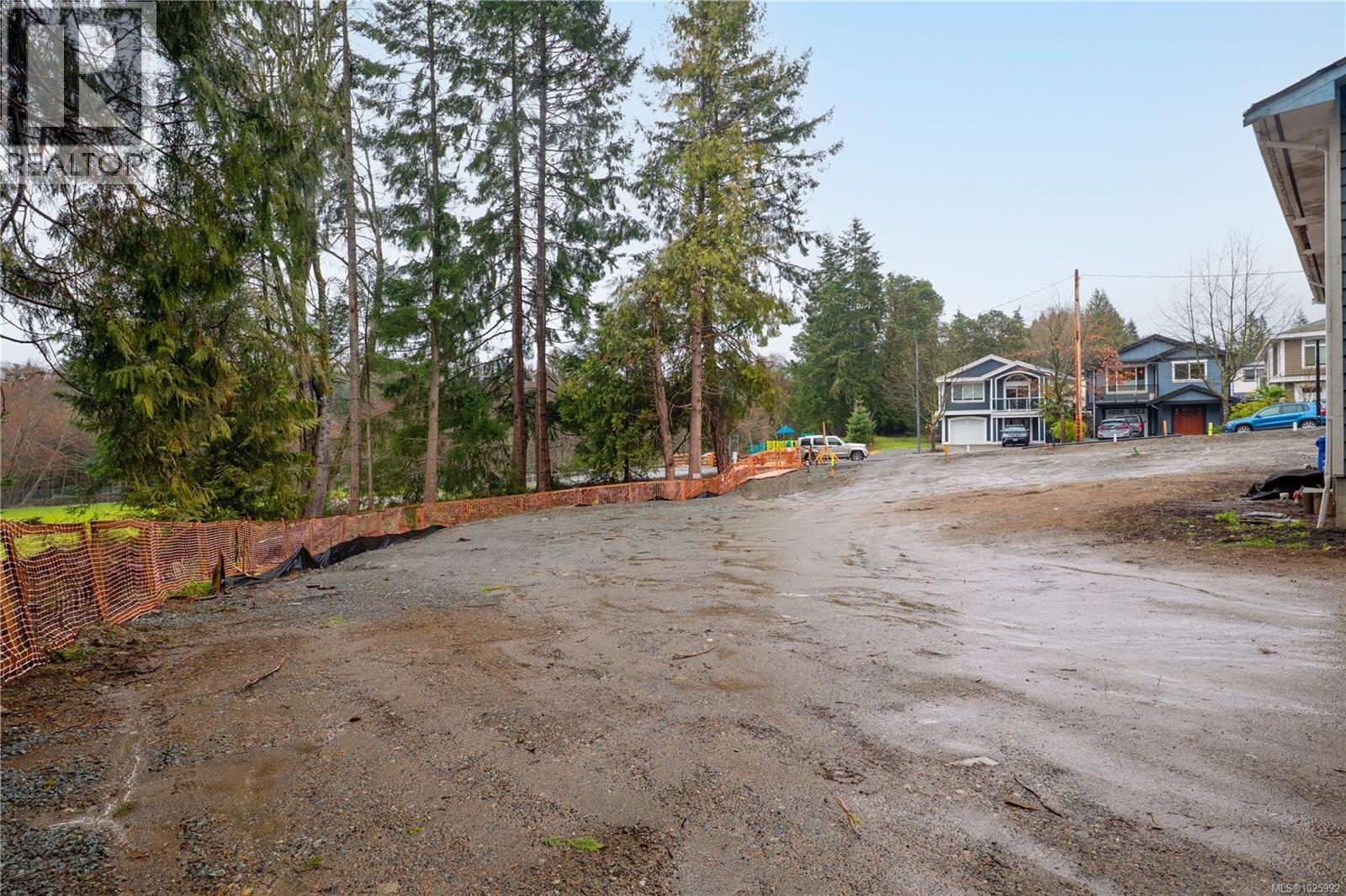 5043 Renee Place - photo 2