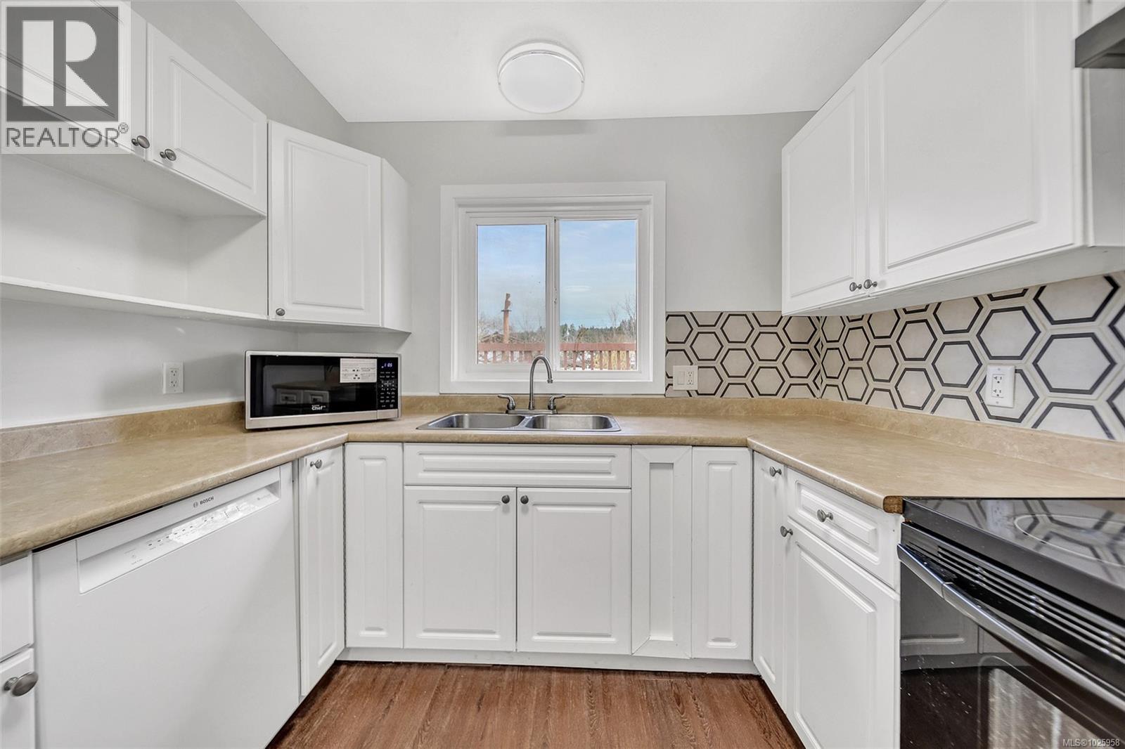 2869 12th Ave, Port Alberni