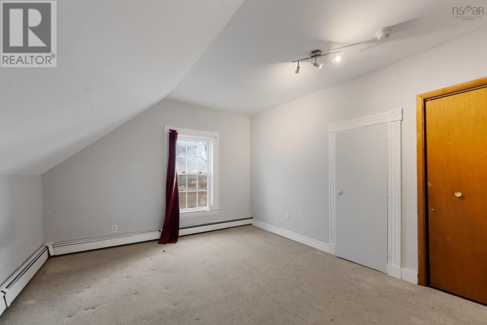 Property 24 of 44 of 1245 Highway 1