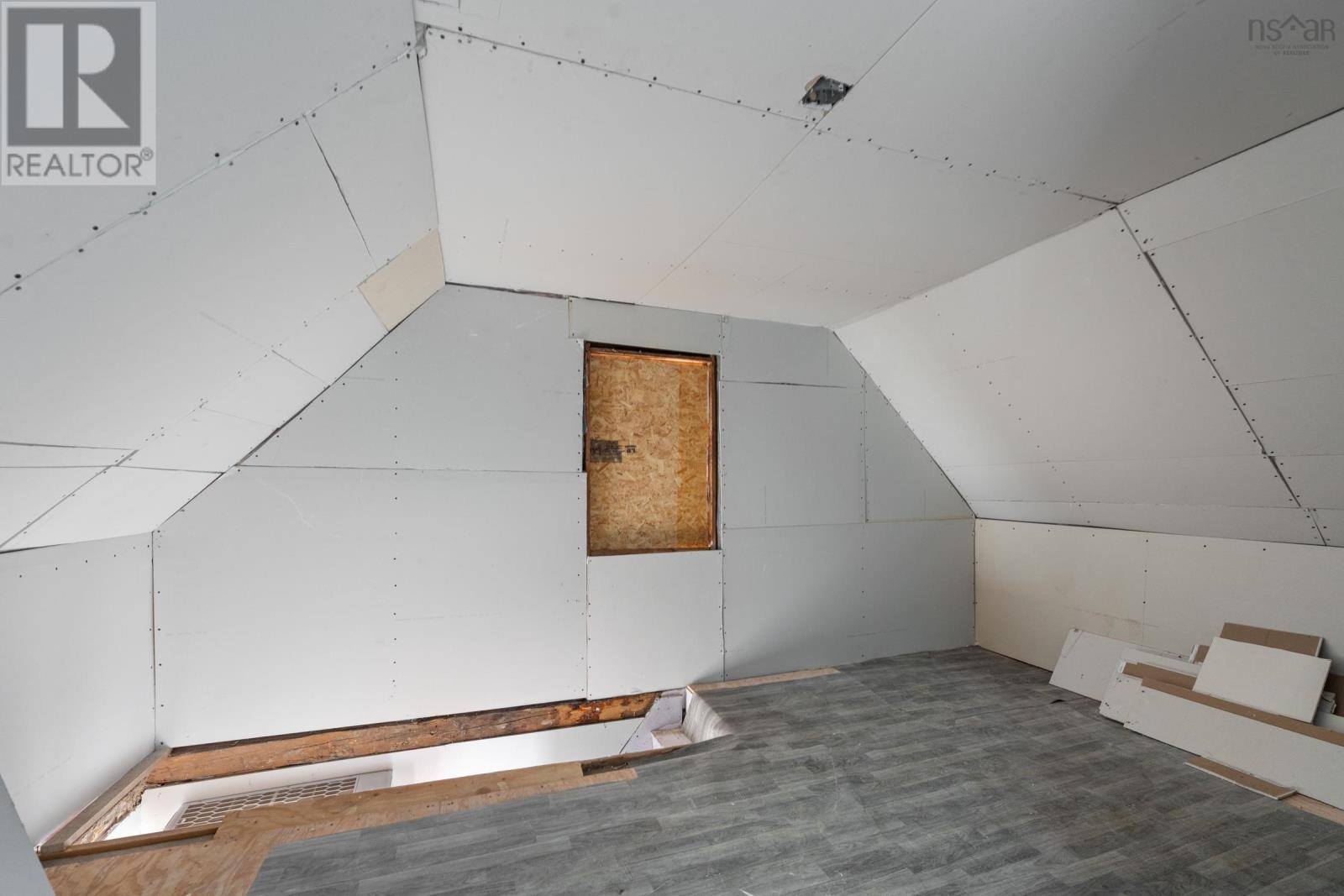 Property 33 of 44 of 1245 Highway 1