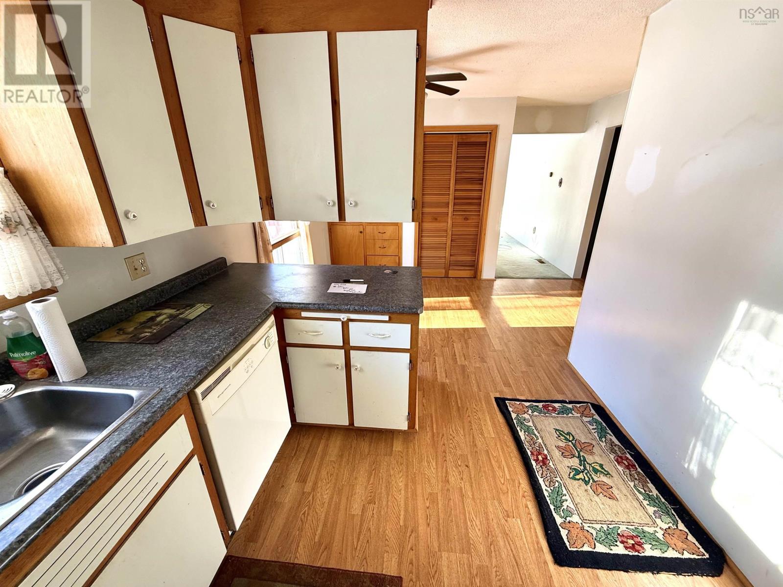 Property 6 of 24 of 7 Birch Street