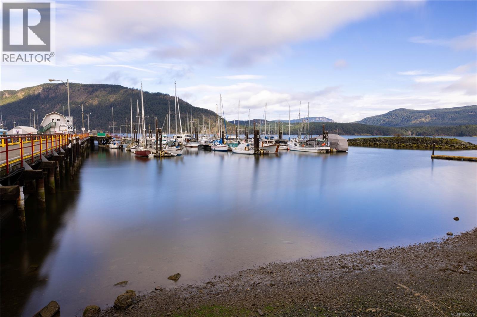 1595 Simon Pl, Cowichan Bay