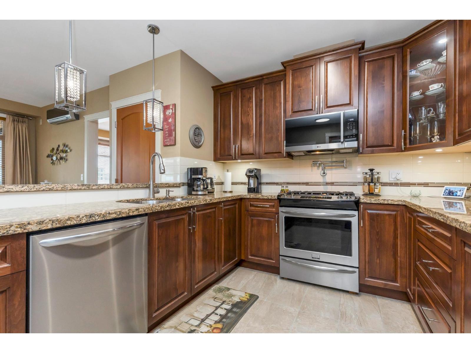 409 2860 TRETHEWEY STREET, Abbotsford