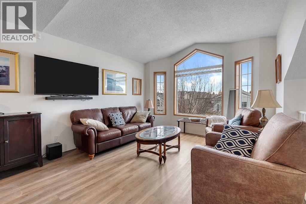 Single Family House Bi-level for Sale in  Rivercrest Close SE Riverbend Calgary 