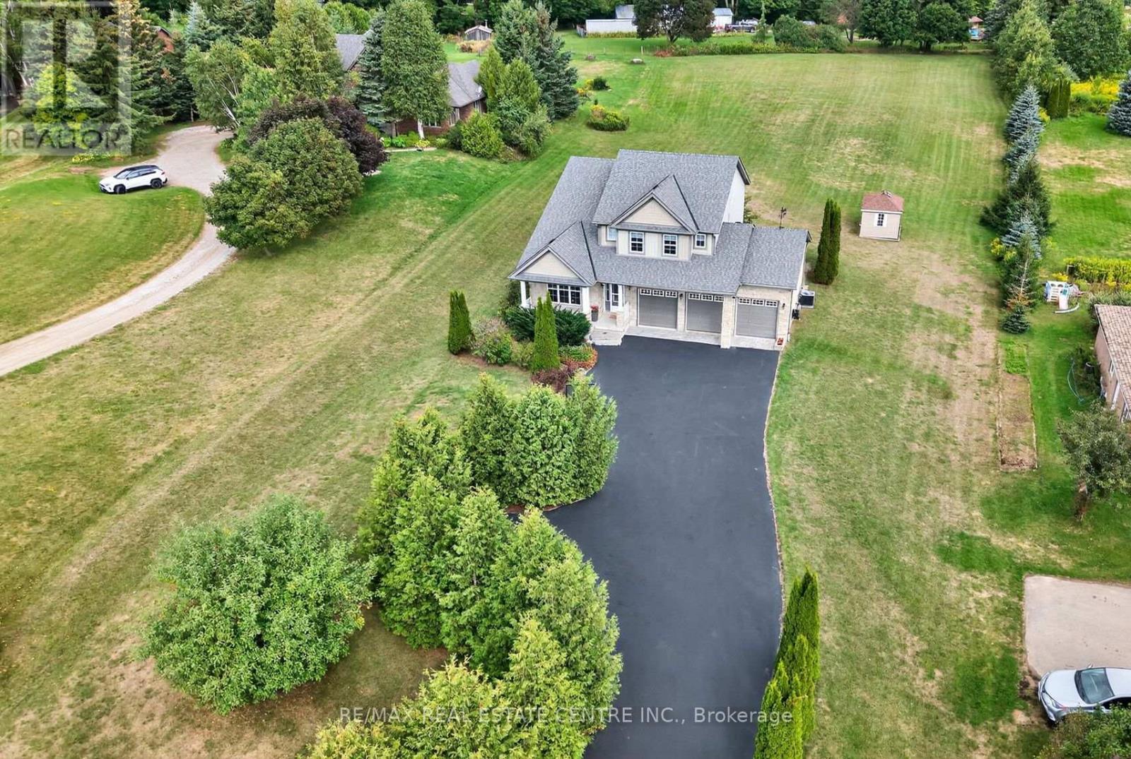 37 WOODLAND DRIVE - 2