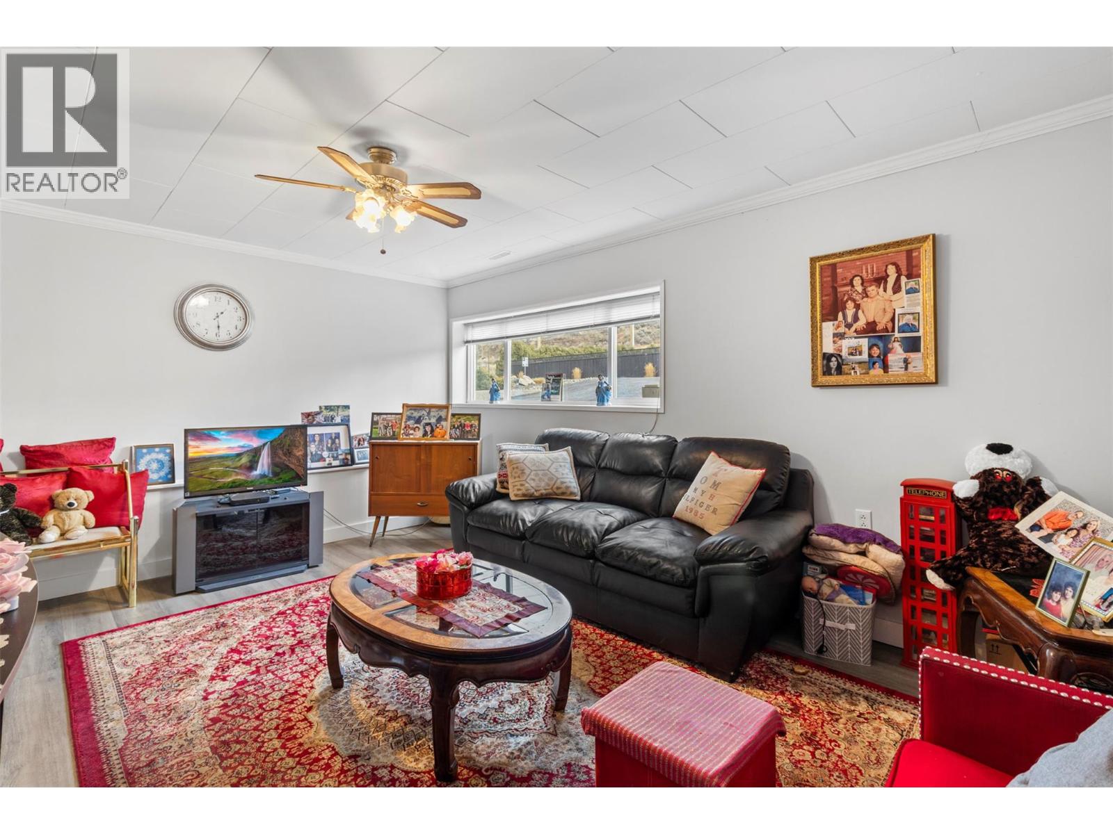 1886 VALLEYVIEW Drive, Kamloops