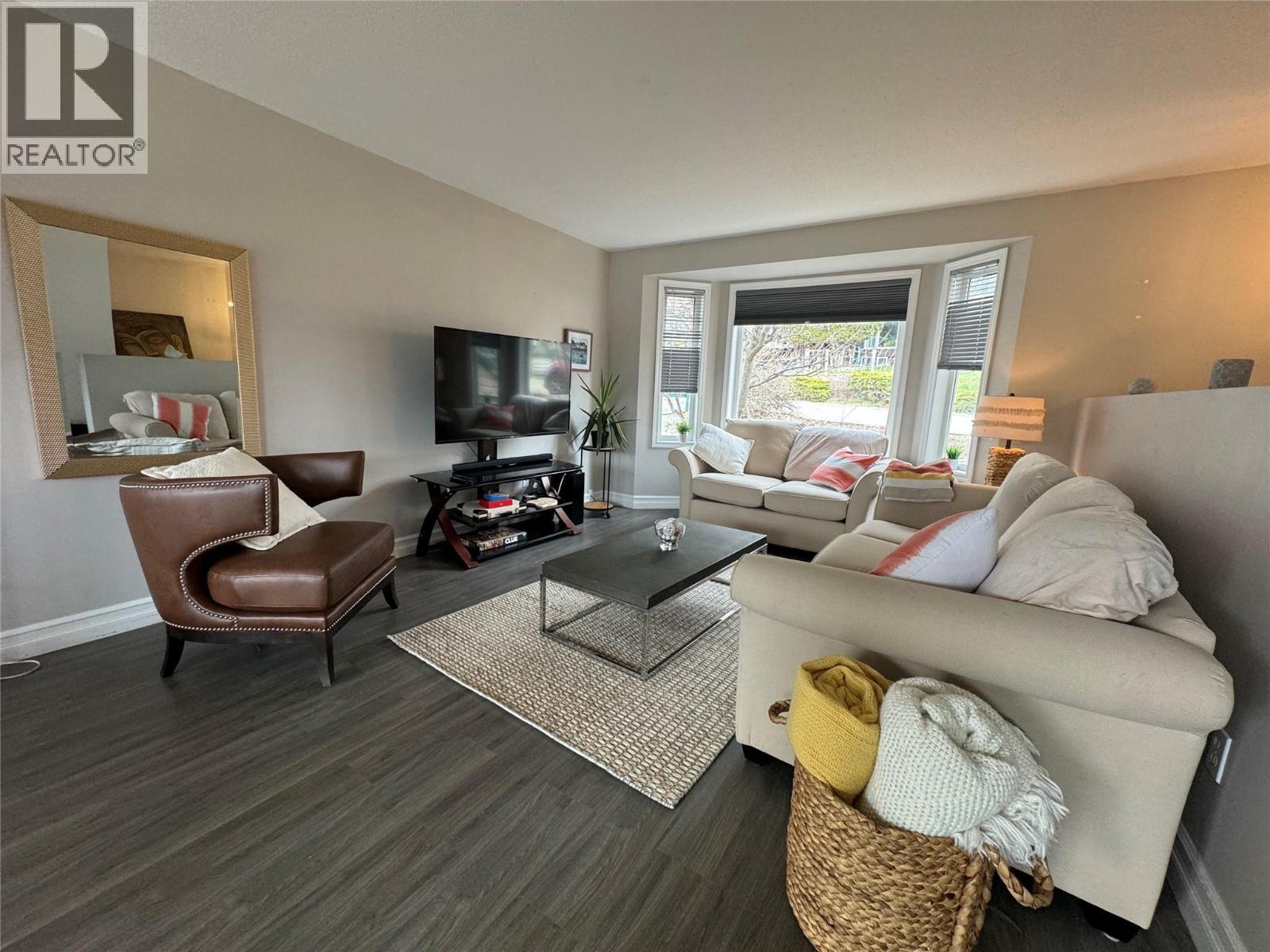 1885 Grandview Avenue, Lumby