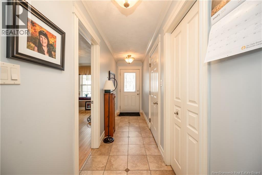 78 COLBY CRESCENT - 2