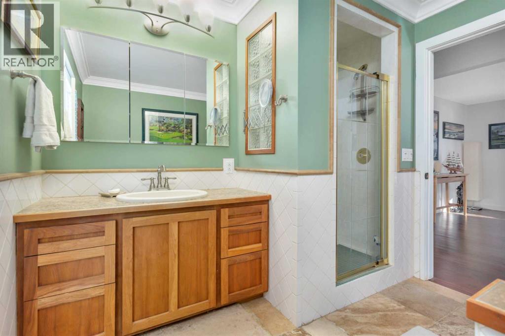 Single Family House Bungalow for Sale in   Avenue Mountview Red Deer 