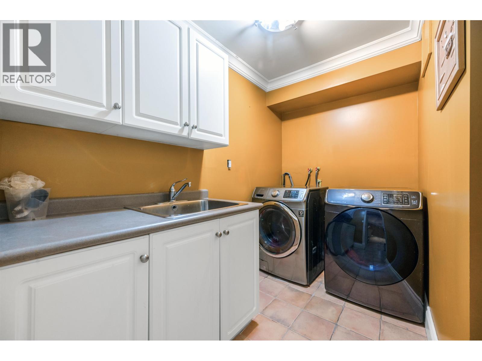 6261 ADERA STREET, Vancouver