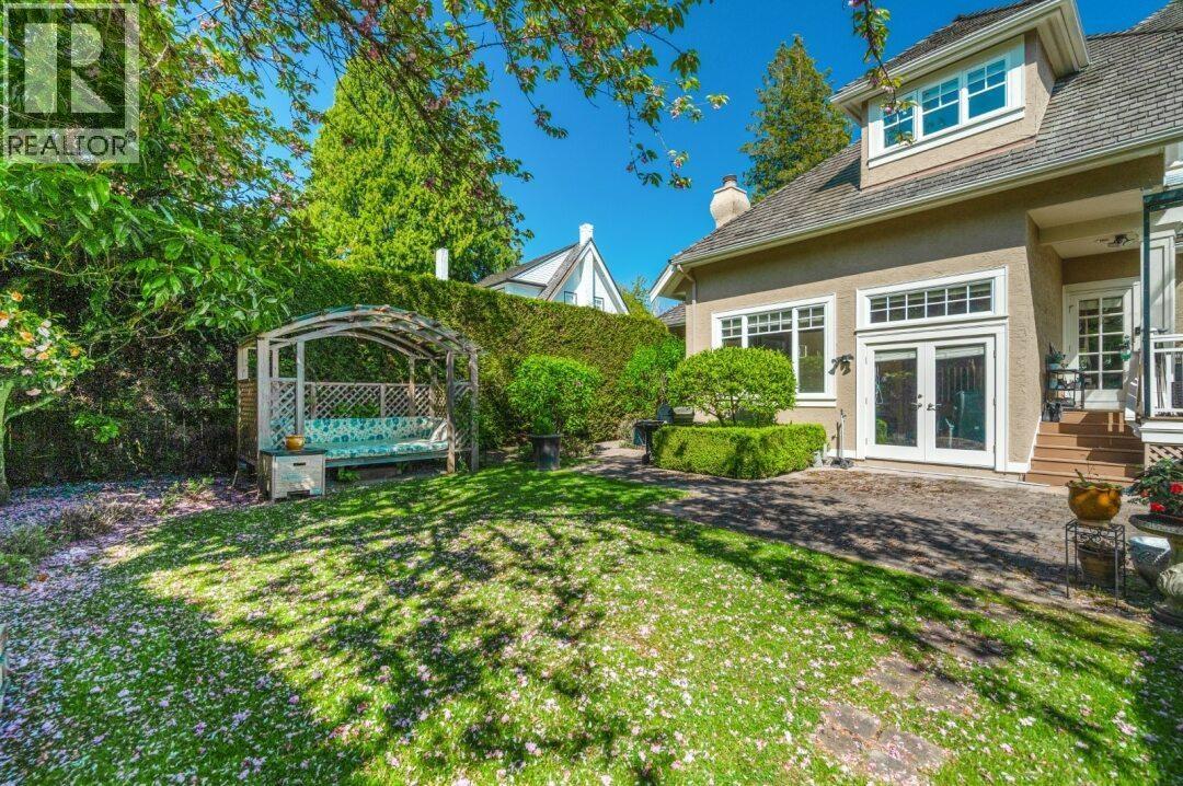 6261 ADERA STREET, Vancouver