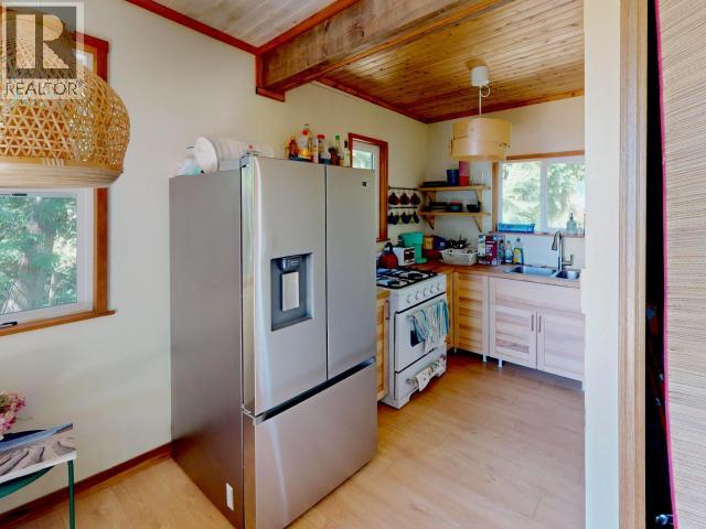 1848/1856 VANCOUVER BLVD, Savary Island